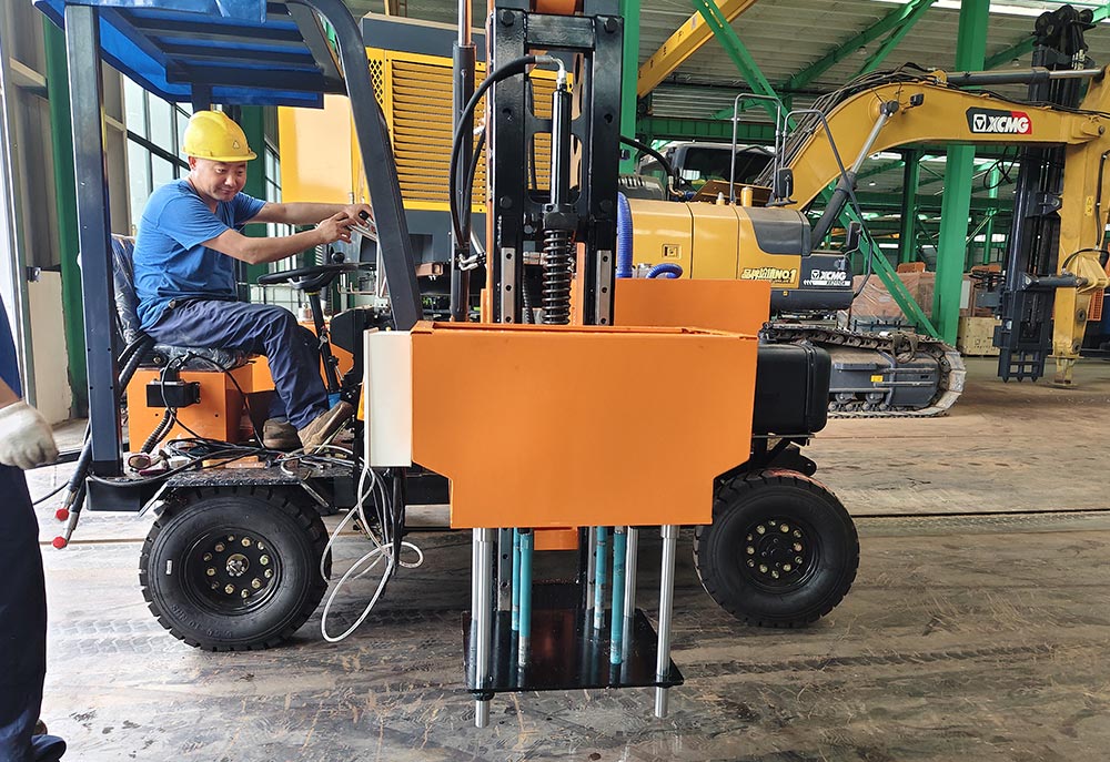 TeZhong lançou recentemente um novo produto chamado Flange Four-Hole Water Well Drills