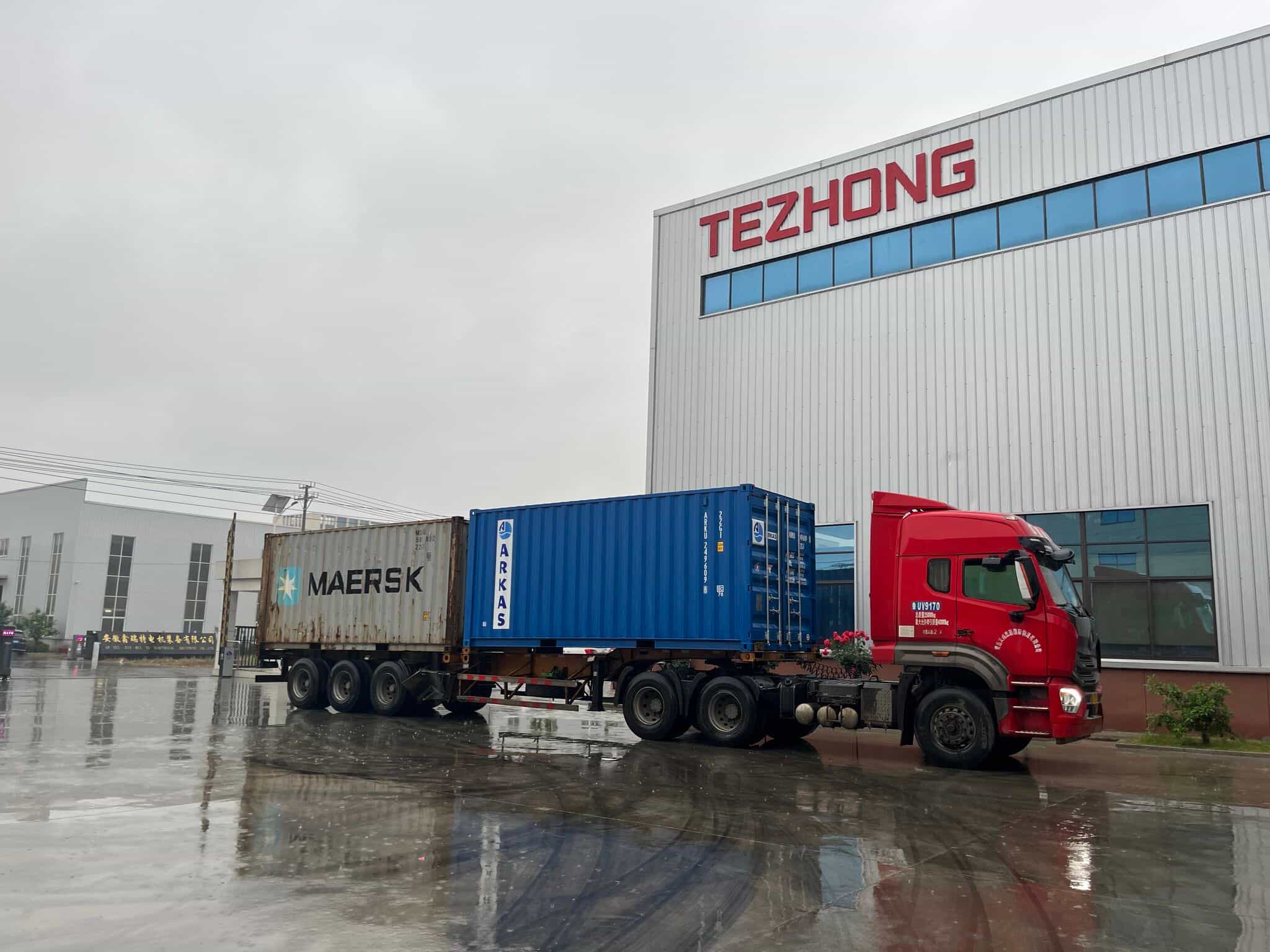 A TeZhong Machinery entrega com sucesso bate-estacas solares avançadas para clientes globais